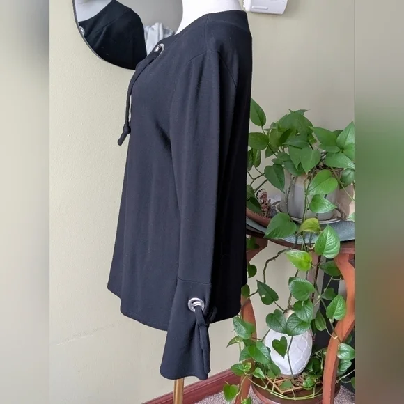 INC International Concepts Women's Size Medium Black Silver Embellished Top - Picture 6 of 12